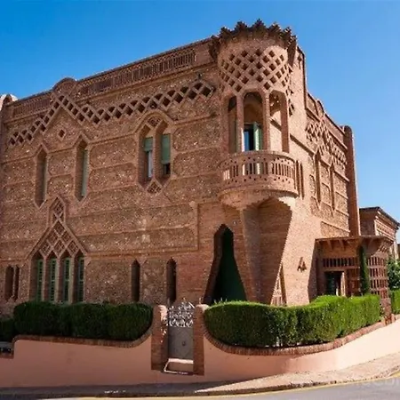 Apartament Babu Bcn - Welcoming, Peaceful, 20 Min Airport Drive, Easy Street Parking, 70m2