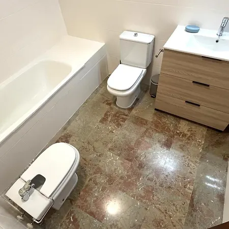 Babu Bcn - Welcoming, Peaceful, 20 Min Airport Drive, Easy Street Parking, 70m2 * Santa Coloma De Cervello