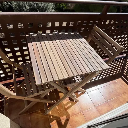 Apartment Babu Bcn - Welcoming, Peaceful, 20 Min Airport Drive, Easy Street Parking, 70m2