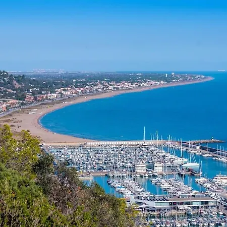 Babu Bcn - Welcoming, Peaceful, 20 Min Airport Drive, Easy Street Parking, 70m2 Апартаменты *